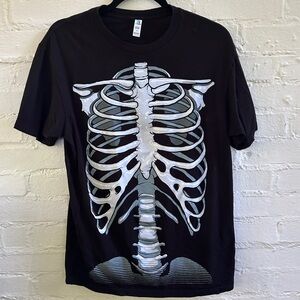 Skeleton T-Shirt 💀💖 Y2K Horror Movie Vibes